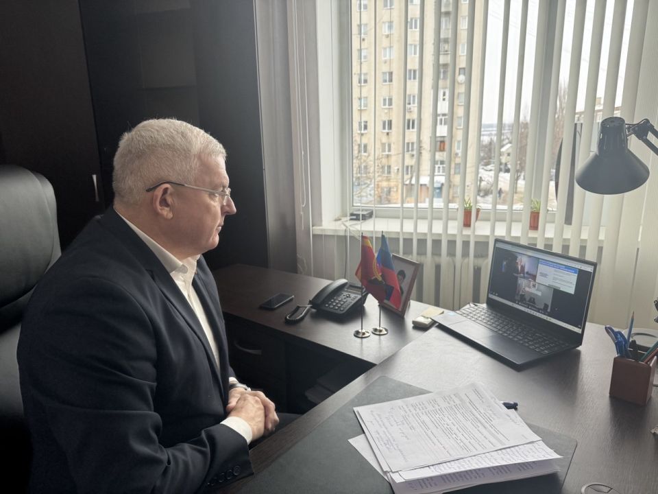 Владимир Шавлай: Принял участие в формате видеоконференции в мероприятии, организованном Тюменской городской Думой, в рамках которого состоялся открытый диалог «Об опыте работы представительных органов власти по укреплению... Владимир Шавлай: Принял участие в формате видеоконференции в мероприятии, организованном Тюменской городской Думой, в рамках которого состоялся открытый диалог «Об опыте работы представительных органов власти по укреплению...