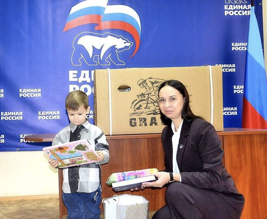 Алёна Лумеровская: Исполнила новогоднюю мечту маленького героя Алёна Лумеровская: Исполнила новогоднюю мечту маленького героя