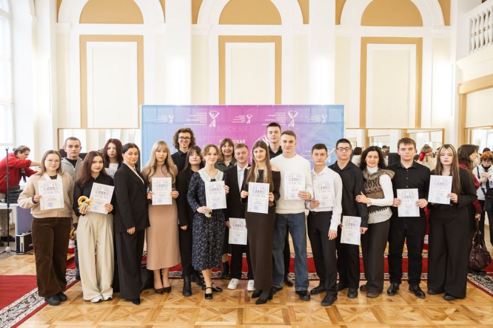 ������ ��������� �������� ������������ ���������� � ���� ����������� ������������