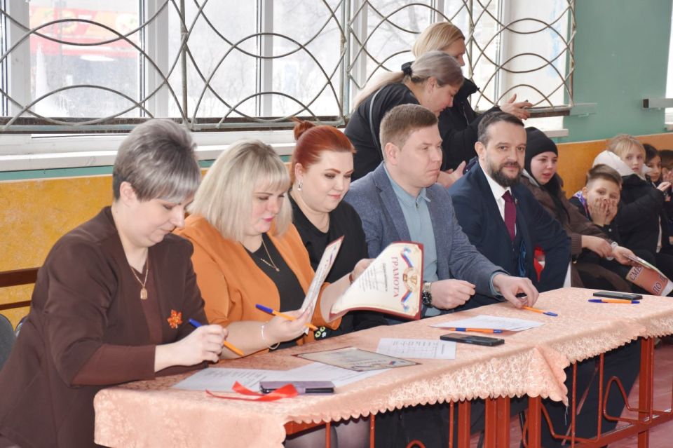 Образовательная среда в нашей республике продолжает становиться более современной и комфортной Образовательная среда в нашей республике продолжает становиться более современной и комфортной