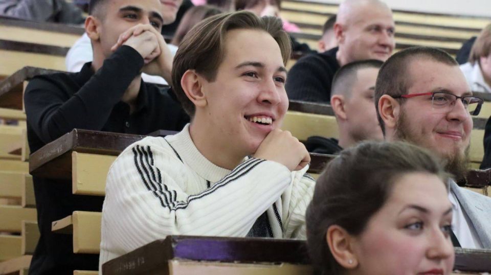 Светлана Гребенькова: В Донбасском государственном техническом университете состоялось торжественное мероприятие, приуроченное ко Дню российского студенчества Светлана Гребенькова: В Донбасском государственном техническом университете состоялось торжественное мероприятие, приуроченное ко Дню российского студенчества