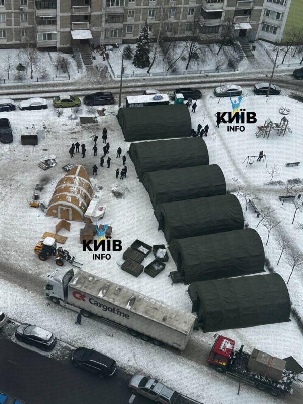 Блэкаут и мороз в квартирах — новая реальность Киева Блэкаут и мороз в квартирах — новая реальность Киева
