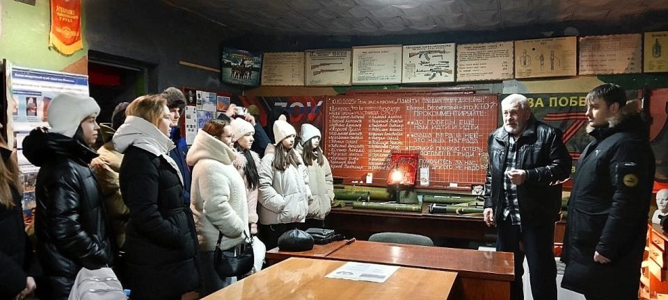 Лутугинская средняя школа №2 присоединилась к проекту «Луганская кругосветка» Лутугинская средняя школа №2 присоединилась к проекту «Луганская кругосветка»
