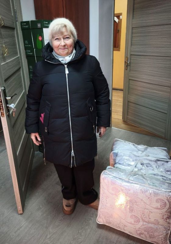 Алчевские дети-сироты получили помощь от Уполномоченного по правам ребёнка в Луганской Народной Республике Алчевские дети-сироты получили помощь от Уполномоченного по правам ребёнка в Луганской Народной Республике