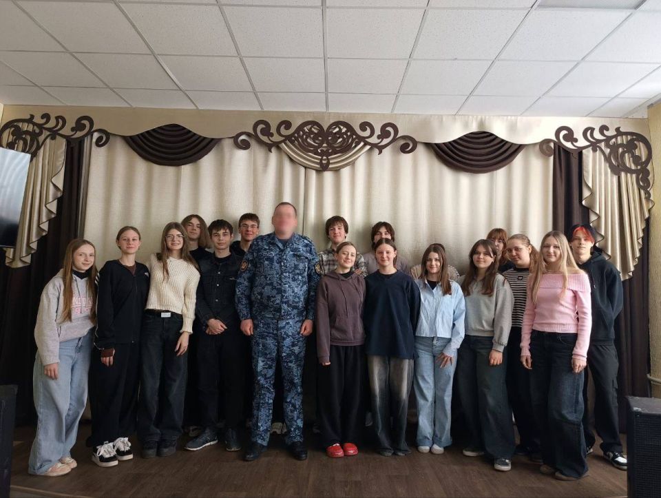 � ����������� ����������� � ������������� ���� ���� ������ ���������� ����������� ���� �. ����������� � �. ����������������