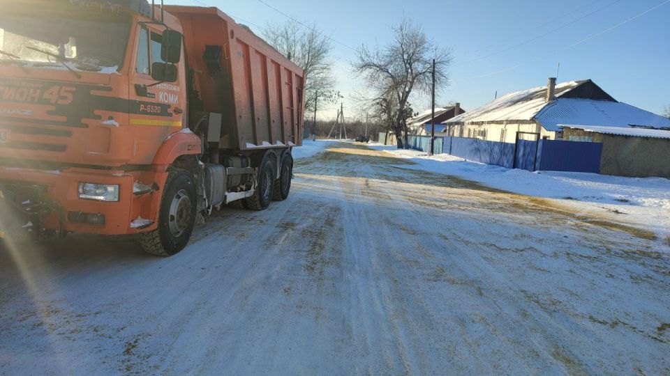 МУП "ЖЭК": Ваша безопасность на зимних дорогах – наша ежедневная задача! МУП "ЖЭК": Ваша безопасность на зимних дорогах – наша ежедневная задача!