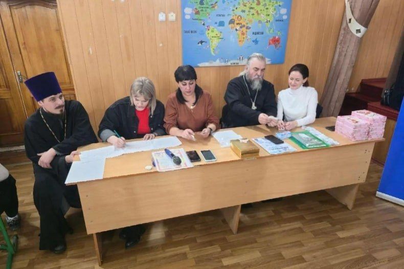 В Свердловске юные знатоки покоряли интеллектуальный триатлон В Свердловске юные знатоки покоряли интеллектуальный триатлон