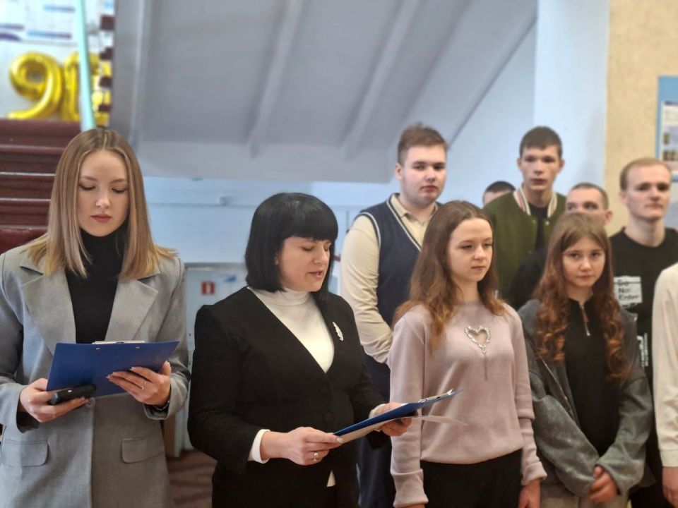 Антрацитовская школа №9 почтительно отметила два важнейших исторических события: Освобождение Ленинграда от фашистской блокады и Международный День памяти жертв Холокоста Антрацитовская школа №9 почтительно отметила два важнейших исторических события: Освобождение Ленинграда от фашистской блокады и Международный День памяти жертв Холокоста