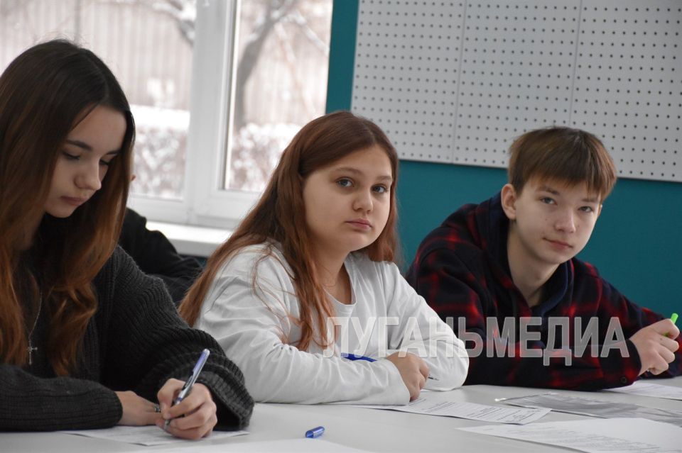 В Алчевске проходит заключительный этап Всероссийской инженерной олимпиады «Звезда» В Алчевске проходит заключительный этап Всероссийской инженерной олимпиады «Звезда»