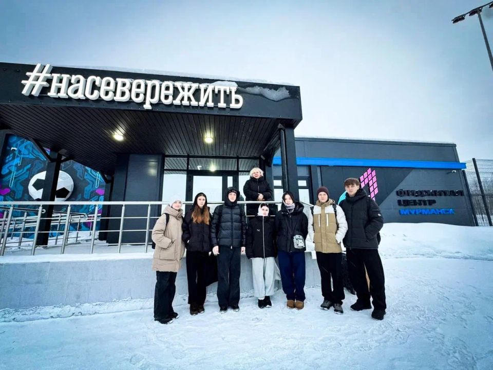 Молодежь ЛНР побывала в Заполярье Молодежь ЛНР побывала в Заполярье