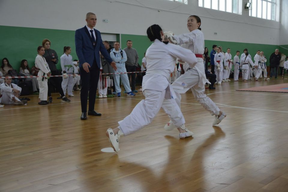 В городе Лутугино состоялись Чемпионат и Первенство Луганской Народной Республики по всестилевому каратэ В городе Лутугино состоялись Чемпионат и Первенство Луганской Народной Республики по всестилевому каратэ
