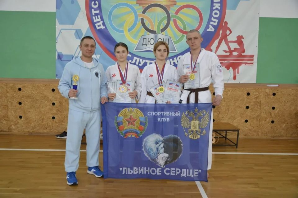 Чемпионат и Первенство по всестилевому каратэ в Лутугино: успехи спортсменов из Рубежного Чемпионат и Первенство по всестилевому каратэ в Лутугино: успехи спортсменов из Рубежного