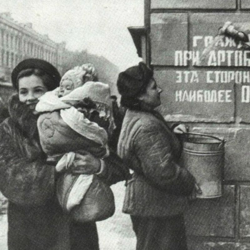 Сегодня годовщина со Дня полного освобождения Ленинграда от фашистской блокады Сегодня годовщина со Дня полного освобождения Ленинграда от фашистской блокады