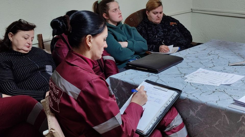 Очередной обучающий семинар состоялся в Луганском республиканском центре медицины катастроф Очередной обучающий семинар состоялся в Луганском республиканском центре медицины катастроф