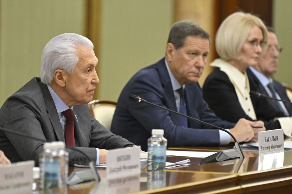 Единая Россия и Кабмин подвели промежуточные итоги работы по народной программе партии Единая Россия и Кабмин подвели промежуточные итоги работы по народной программе партии