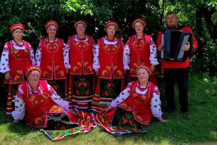 «Ангелы вернулись в Денежниково»: Как мастер бисерных чудес и народной песни оживляет родное село «Ангелы вернулись в Денежниково»: Как мастер бисерных чудес и народной песни оживляет родное село