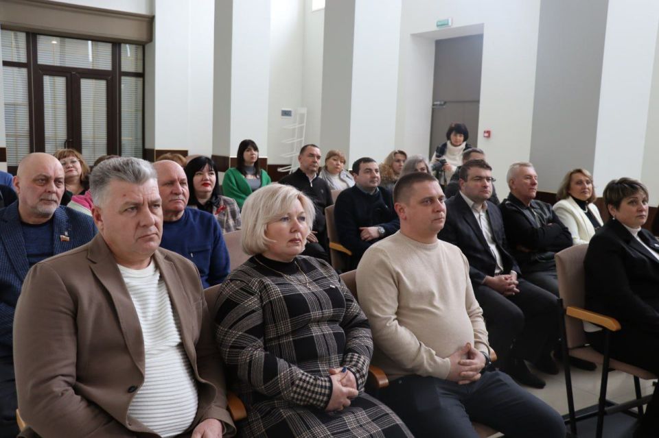 Подписано соглашение между Администрацией городского округа и фракцией ВПП «Единая Россия» в Совете городского округа Подписано соглашение между Администрацией городского округа и фракцией ВПП «Единая Россия» в Совете городского округа