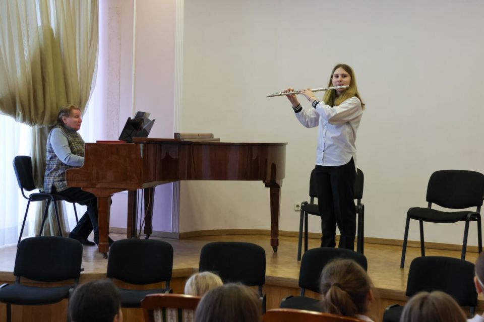 � �������� ���������� ������������� �������� �������� ���� ������ ���� �� �������� ����������� ������������� ����� ������ (�. ������)