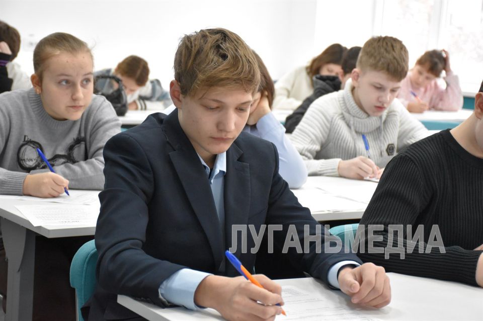 В Алчевске проходит заключительный этап Всероссийской инженерной олимпиады «Звезда» В Алчевске проходит заключительный этап Всероссийской инженерной олимпиады «Звезда»