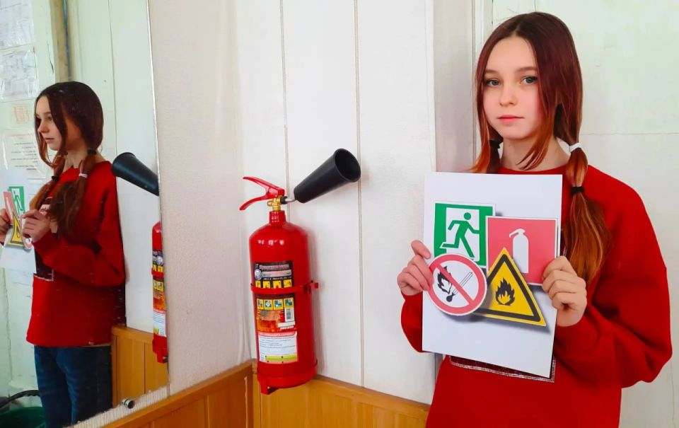 ЗНАКИ ПОЖАРНОЙ БЕЗОПАСНОСТИ ЗНАКИ ПОЖАРНОЙ БЕЗОПАСНОСТИ
