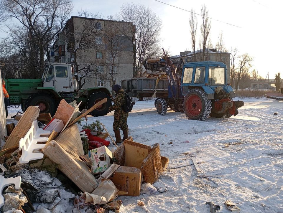 Ежедневная работа коммунальных служб города Ежедневная работа коммунальных служб города