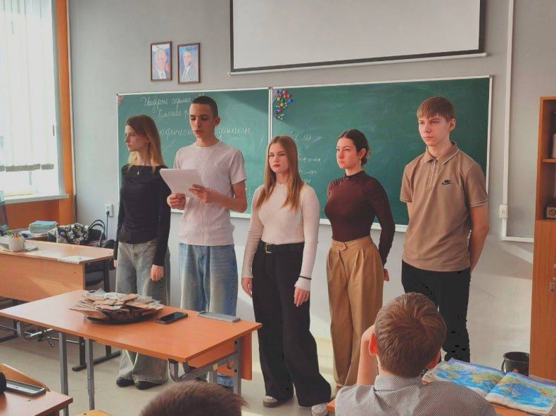 Акцию «Блокадный хлеб» реализовали в учреждениях Свердловска Акцию «Блокадный хлеб» реализовали в учреждениях Свердловска