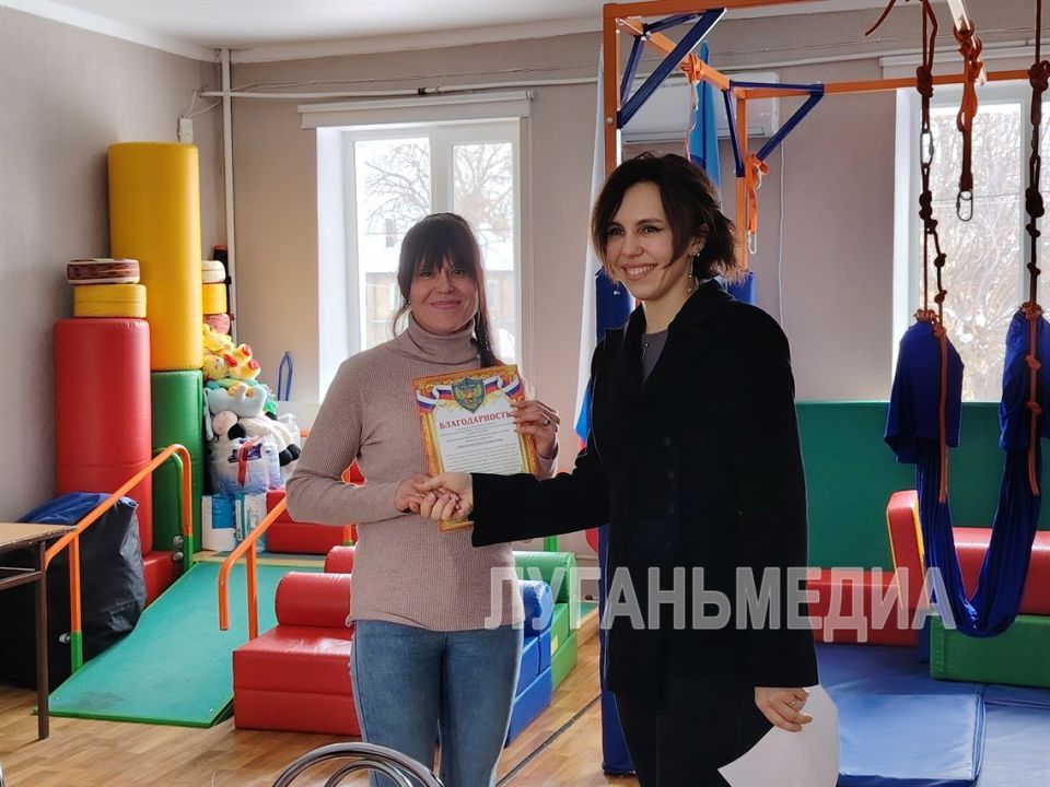 В Стаханове подвели итоги проекта «Дети – няне, время – маме» В Стаханове подвели итоги проекта «Дети – няне, время – маме»