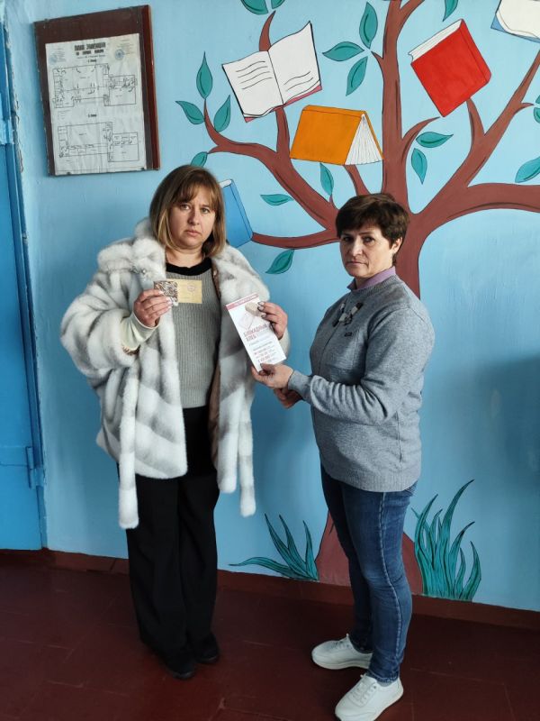 В Доме культуры пос. Червоный Прапор совместно с библиотекой № 3 организовали акцию памяти "Блокадный хлеб" В Доме культуры пос. Червоный Прапор совместно с библиотекой № 3 организовали акцию памяти "Блокадный хлеб"