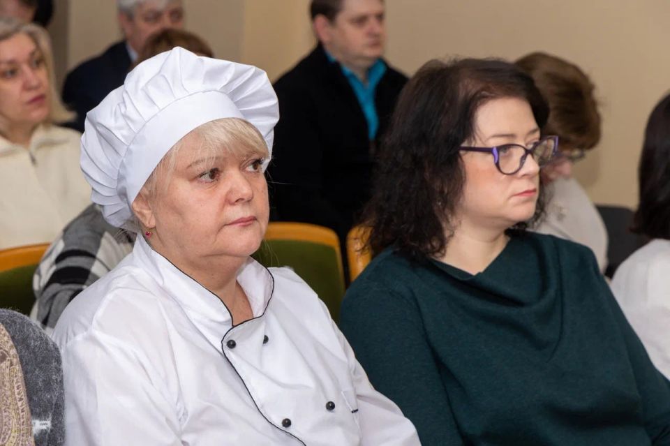 В Республике открылся ресурсный центр по учебным предметам «ОБЗР» и «Труд» на базе ЛИРО В Республике открылся ресурсный центр по учебным предметам «ОБЗР» и «Труд» на базе ЛИРО