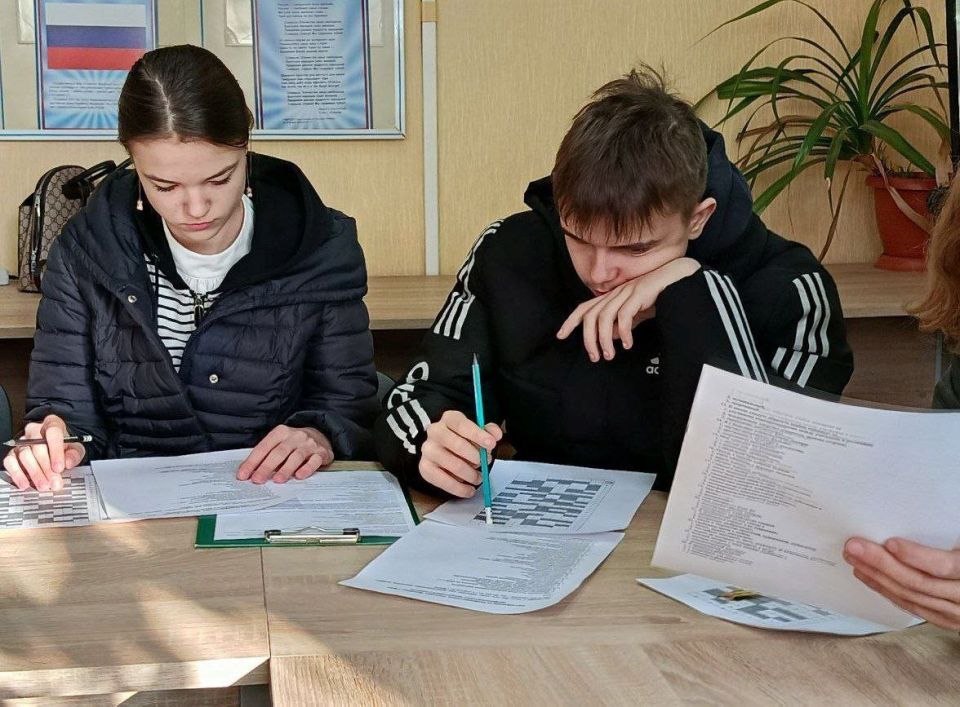 «Траектория роста: от студента к специалисту» — профориентационное мероприятие в Новоайдарском округе в рамках проекта «Выбирай своё» «Траектория роста: от студента к специалисту» — профориентационное мероприятие в Новоайдарском округе в рамках проекта «Выбирай своё»