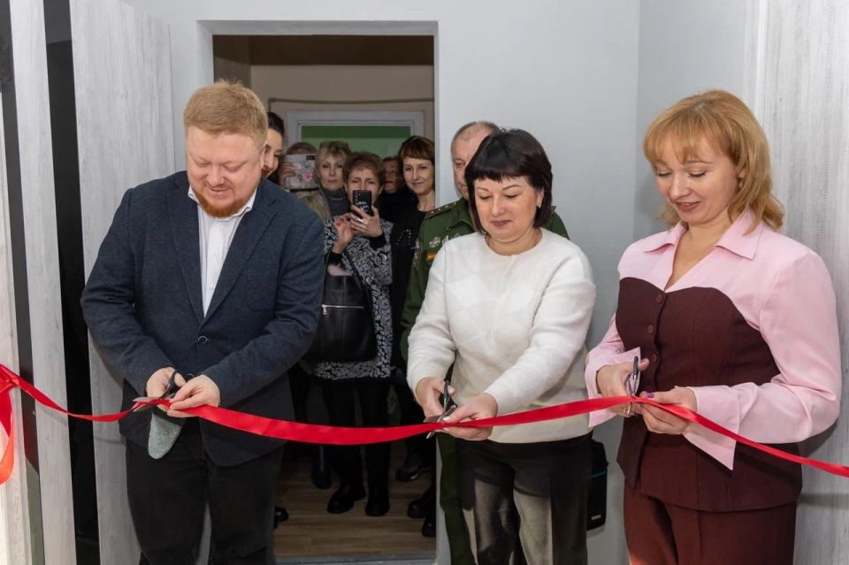 В Республике открылся ресурсный центр по учебным предметам «ОБЗР» и «Труд» на базе ЛИРО В Республике открылся ресурсный центр по учебным предметам «ОБЗР» и «Труд» на базе ЛИРО