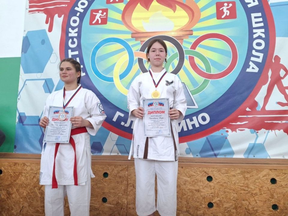 Чемпионат, Первенство и Фестиваль ЛНР по всестилевому каратэ состоялся на базе Лутугинской спортивной школы Чемпионат, Первенство и Фестиваль ЛНР по всестилевому каратэ состоялся на базе Лутугинской спортивной школы