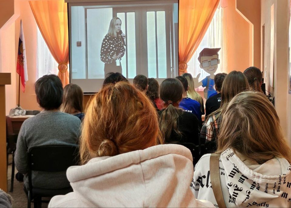 «Как создавать свой бизнес?»: в Брянковском колледже ЛГПУ прошли «Разговоры о важном» в рамках проекта «Выбирай своё» «Как создавать свой бизнес?»: в Брянковском колледже ЛГПУ прошли «Разговоры о важном» в рамках проекта «Выбирай своё»