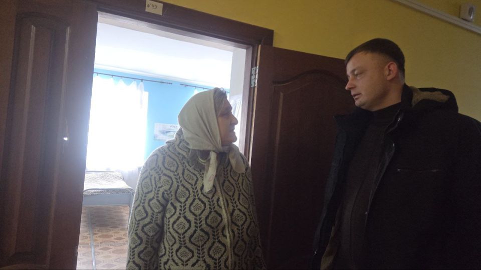 Анна Сорока: В рамках регулярного мониторинга условий жизни людей, нуждающихся в особой заботе, 27 января 2026 года сотрудники Аппарата Уполномоченного по правам человека в Луганской Народной Республике посетили... Анна Сорока: В рамках регулярного мониторинга условий жизни людей, нуждающихся в особой заботе, 27 января 2026 года сотрудники Аппарата Уполномоченного по правам человека в Луганской Народной Республике посетили...