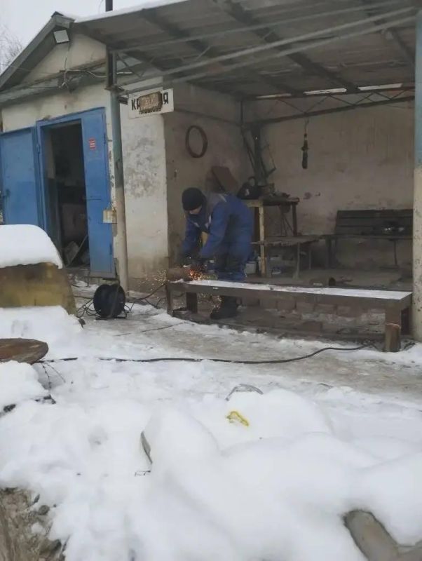 Ремонт канализационных сетей: ульяновские коммунальщики продолжают помогать Лутугинскому муниципальному округу Ремонт канализационных сетей: ульяновские коммунальщики продолжают помогать Лутугинскому муниципальному округу