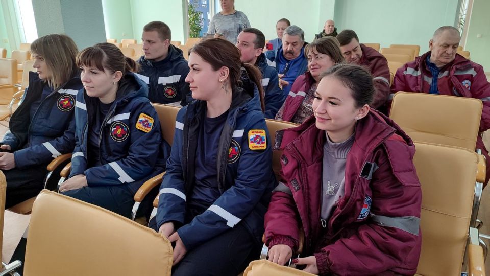 Народный фронт передал арсенал антидроновой защиты Луганскому центру медицины катастроф Народный фронт передал арсенал антидроновой защиты Луганскому центру медицины катастроф
