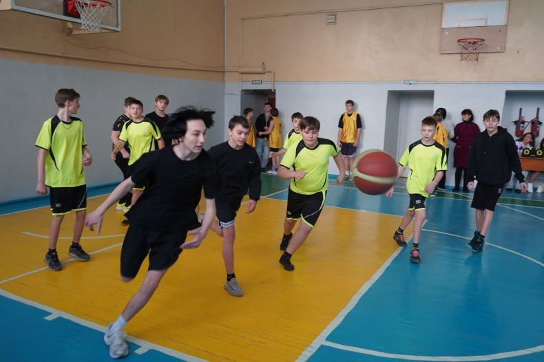 В Свердловске состоялся первый спортивный турнир этого года! В Свердловске состоялся первый спортивный турнир этого года!