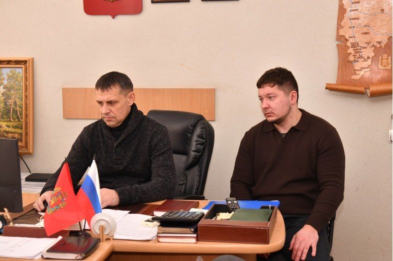 В Администрации Свердловского муниципалитета обсудили намеченный план СИПа на 2026 год В Администрации Свердловского муниципалитета обсудили намеченный план СИПа на 2026 год