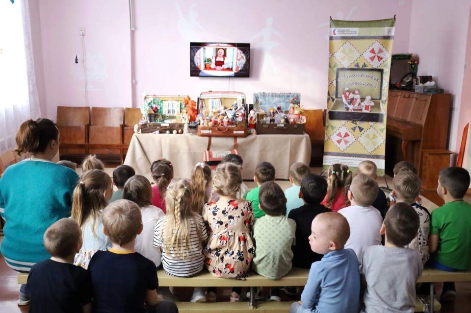 Путешествие в прошлое»: мобильный музей народной культуры для дошкольников Краснодонского округа Путешествие в прошлое»: мобильный музей народной культуры для дошкольников Краснодонского округа