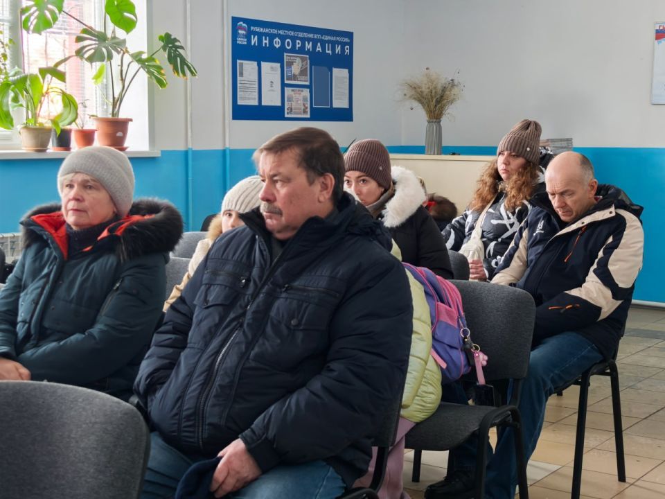 В Рубежном обсудили восстановление дома по улице Менделеева В Рубежном обсудили восстановление дома по улице Менделеева
