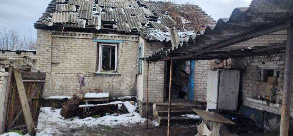 Совместно с руководителем фракции партии «Единая Россия» в Совете города Лисичанск Василием Оробцовым и начальником отдела по обеспечению жизнедеятельности города Приволье Владимиром Дудником посетили село Шипиловку Совместно с руководителем фракции партии «Единая Россия» в Совете города Лисичанск Василием Оробцовым и начальником отдела по обеспечению жизнедеятельности города Приволье Владимиром Дудником посетили село Шипиловку