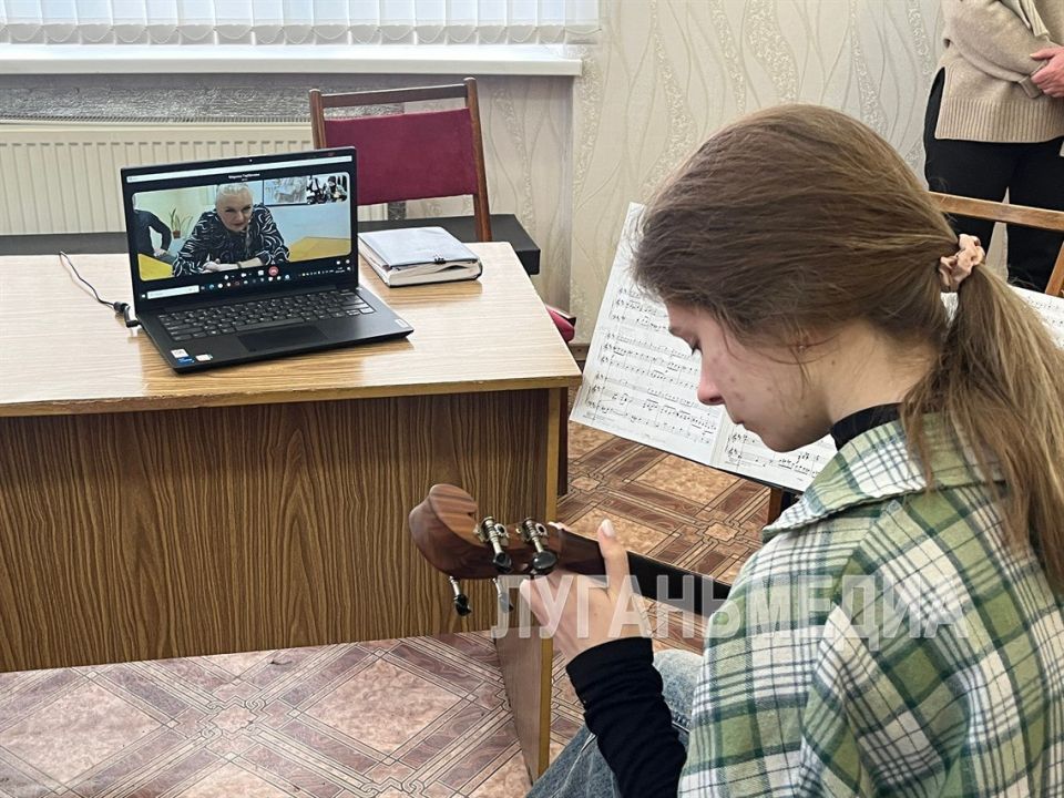 В Алчевске состоялся музыкальный телемост с Вологдой В Алчевске состоялся музыкальный телемост с Вологдой