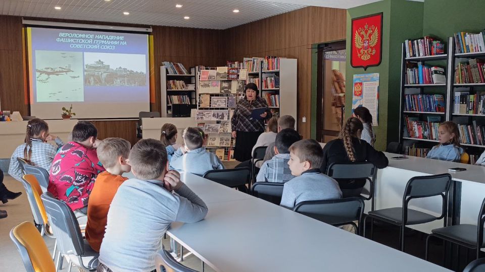Блокада Ленинграда. О ней написаны сотни книг, сняты десятки фильмов Блокада Ленинграда. О ней написаны сотни книг, сняты десятки фильмов