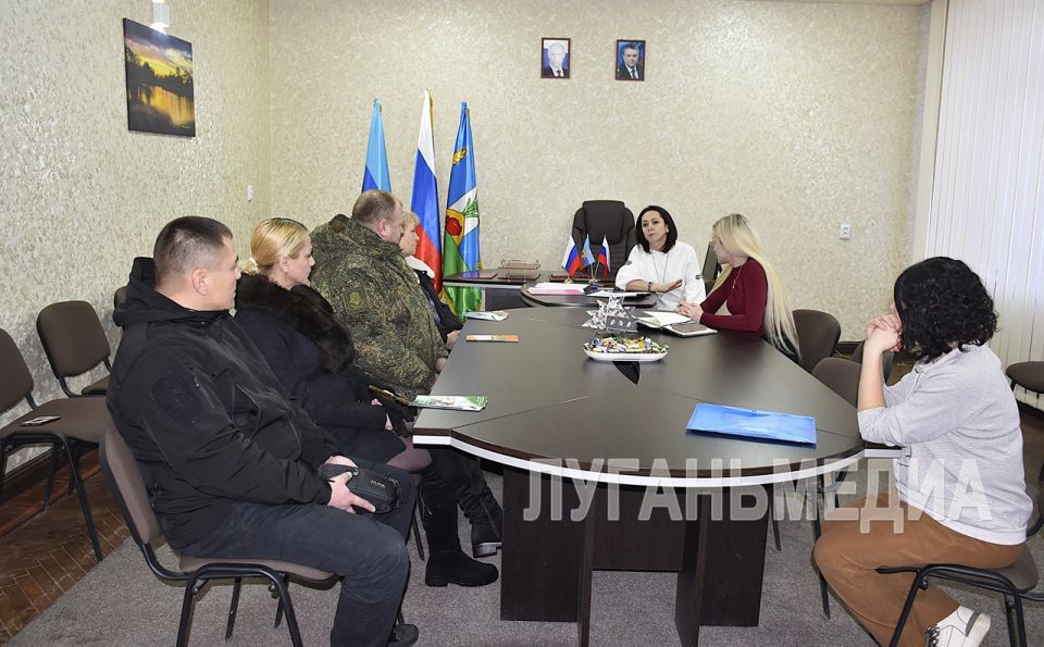 Врип главы Марковского округа провела встречу с участниками СВО Врип главы Марковского округа провела встречу с участниками СВО