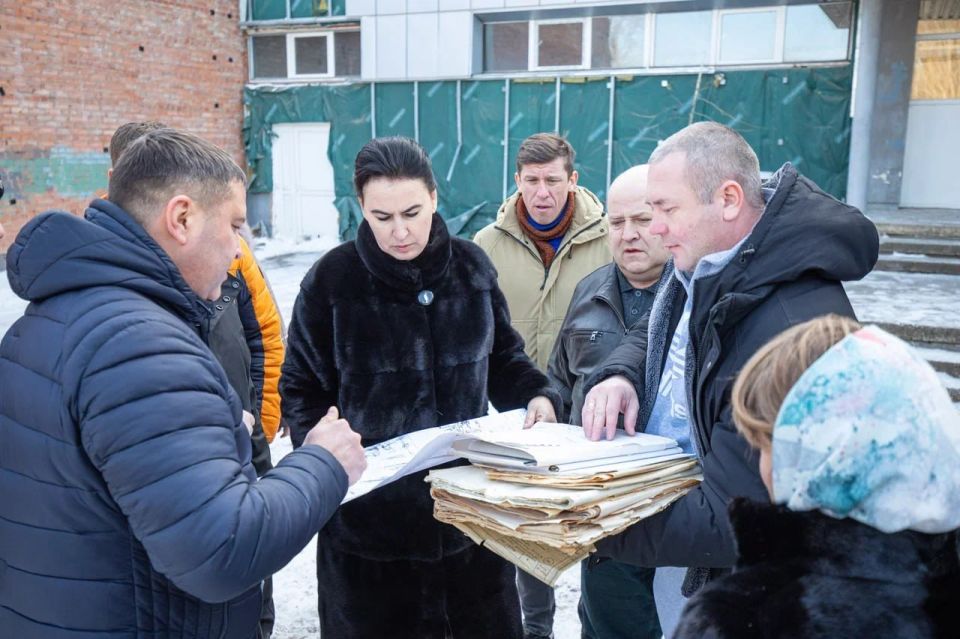 В ЛНР продолжается капитальный ремонт образовательных учреждений В ЛНР продолжается капитальный ремонт образовательных учреждений