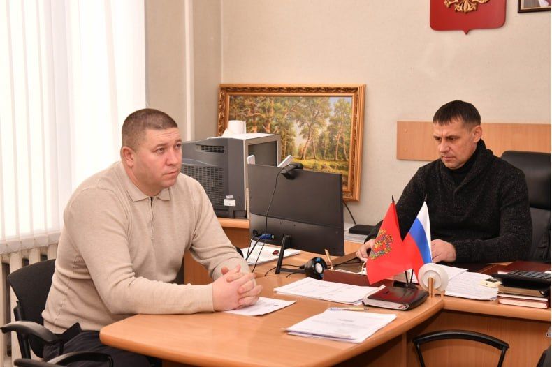 В Администрации Свердловского муниципалитета обсудили намеченный план СИПа на 2026 год В Администрации Свердловского муниципалитета обсудили намеченный план СИПа на 2026 год