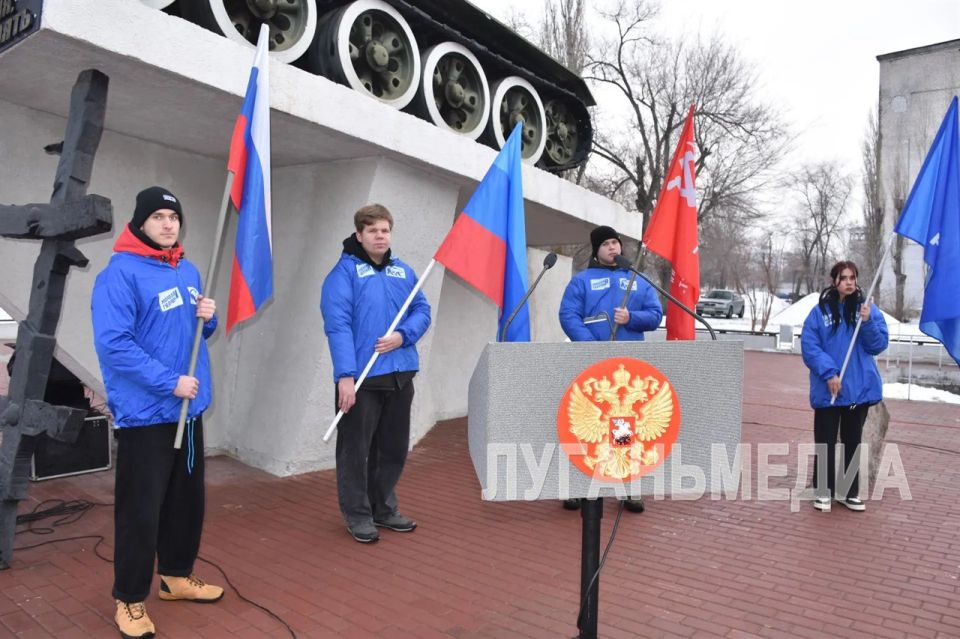 В Северодонецке состоялось возложение цветов ко Дню освобождения города от немецко-фашистских захватчиков В Северодонецке состоялось возложение цветов ко Дню освобождения города от немецко-фашистских захватчиков