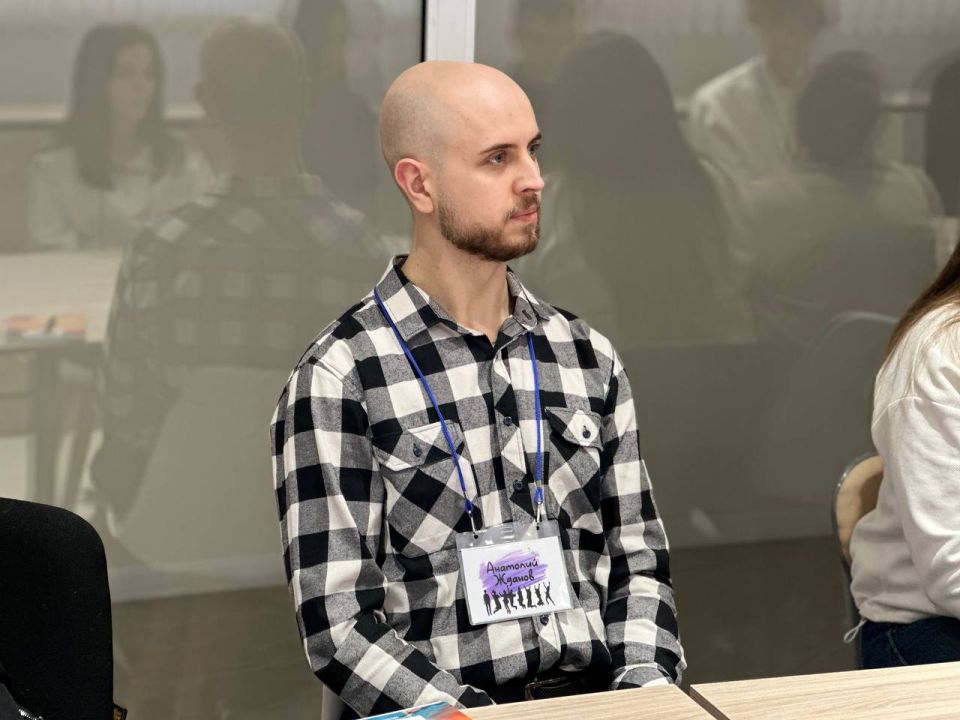 В Перевальске дан старт работе Молодежного совета В Перевальске дан старт работе Молодежного совета