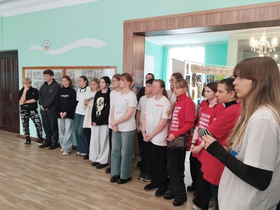 Презентация Арт-Маяка первичного отделения «Движение Первых» Презентация Арт-Маяка первичного отделения «Движение Первых»