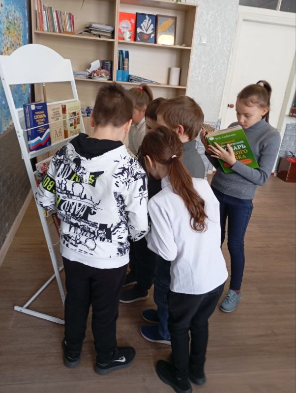 В поселке Новоалександровка провели познавательный урок В поселке Новоалександровка провели познавательный урок